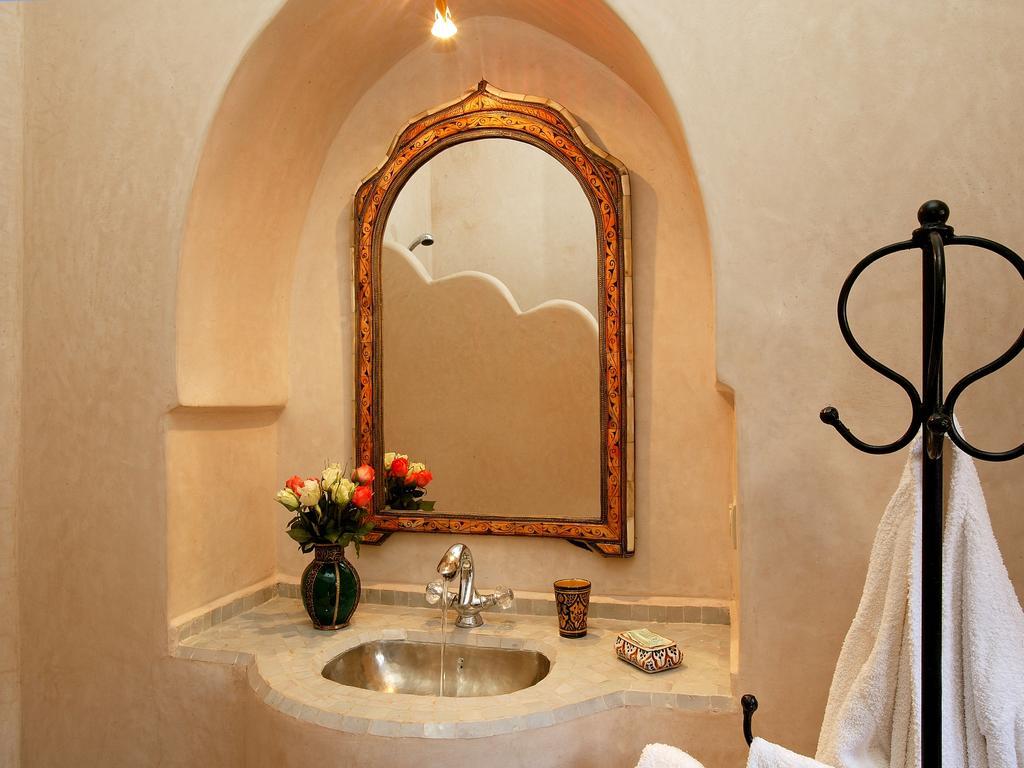 Riad Julia